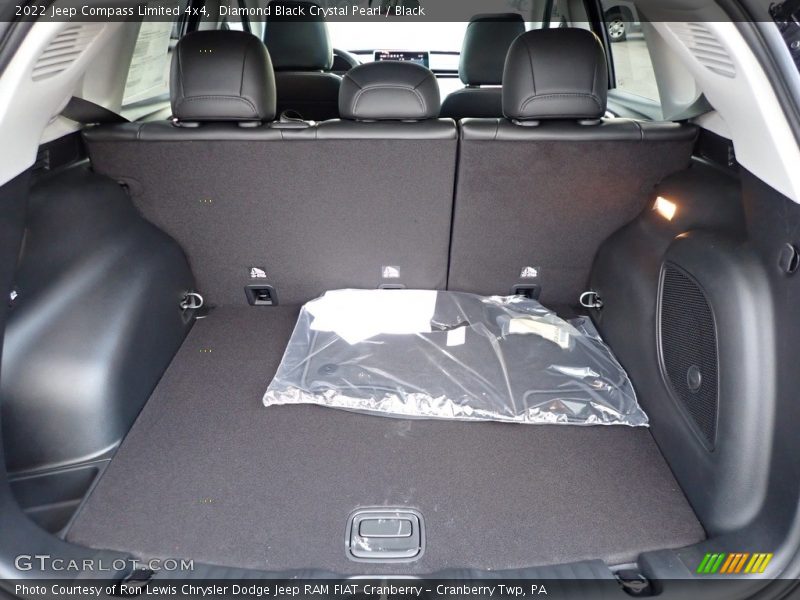  2022 Compass Limited 4x4 Trunk
