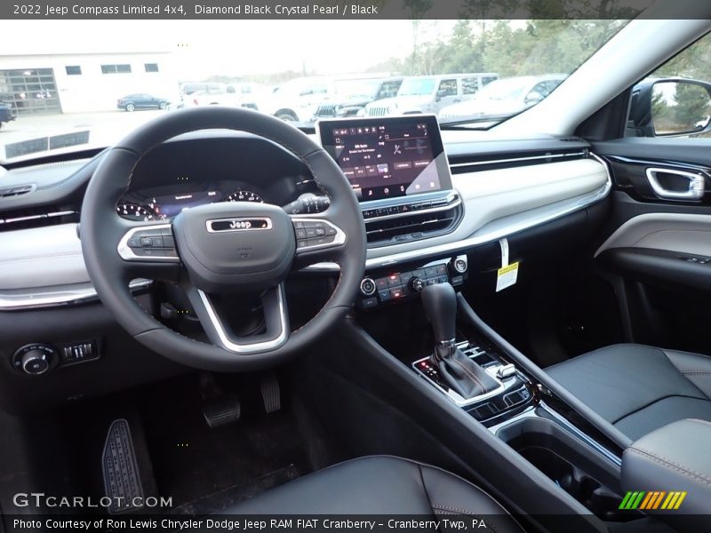  2022 Compass Limited 4x4 Black Interior