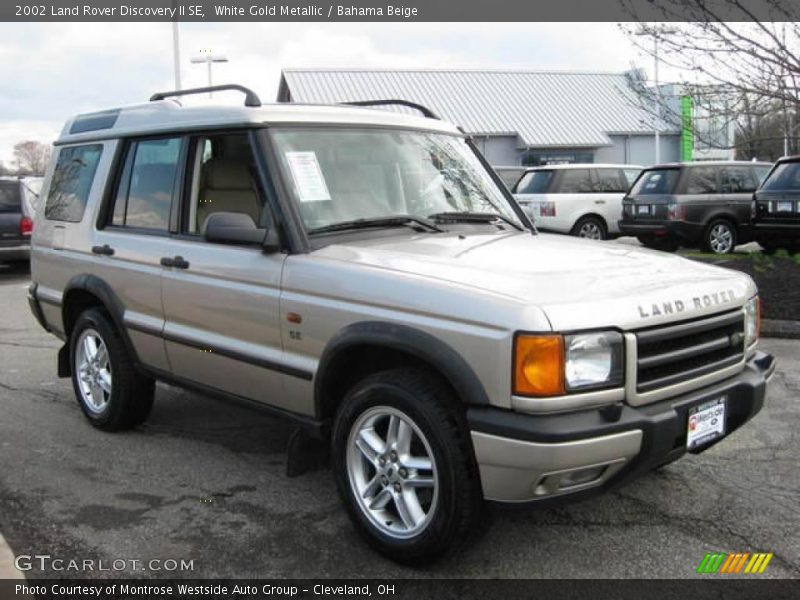 White Gold Metallic / Bahama Beige 2002 Land Rover Discovery II SE