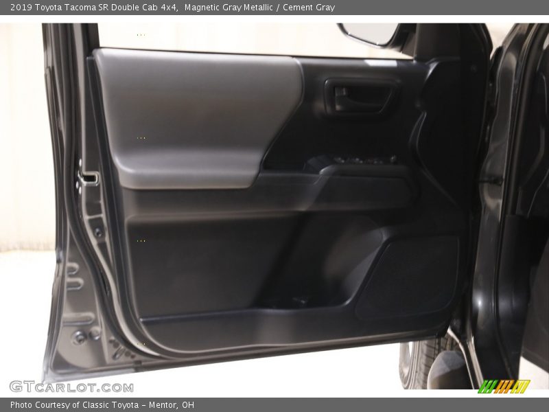 Magnetic Gray Metallic / Cement Gray 2019 Toyota Tacoma SR Double Cab 4x4
