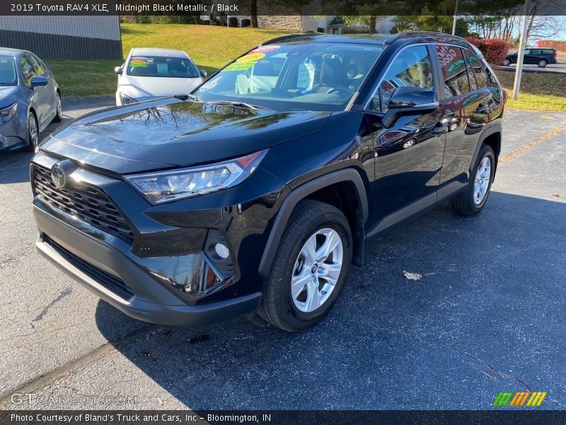 Midnight Black Metallic / Black 2019 Toyota RAV4 XLE