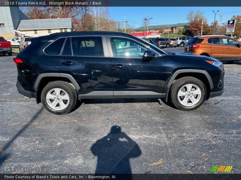 Midnight Black Metallic / Black 2019 Toyota RAV4 XLE