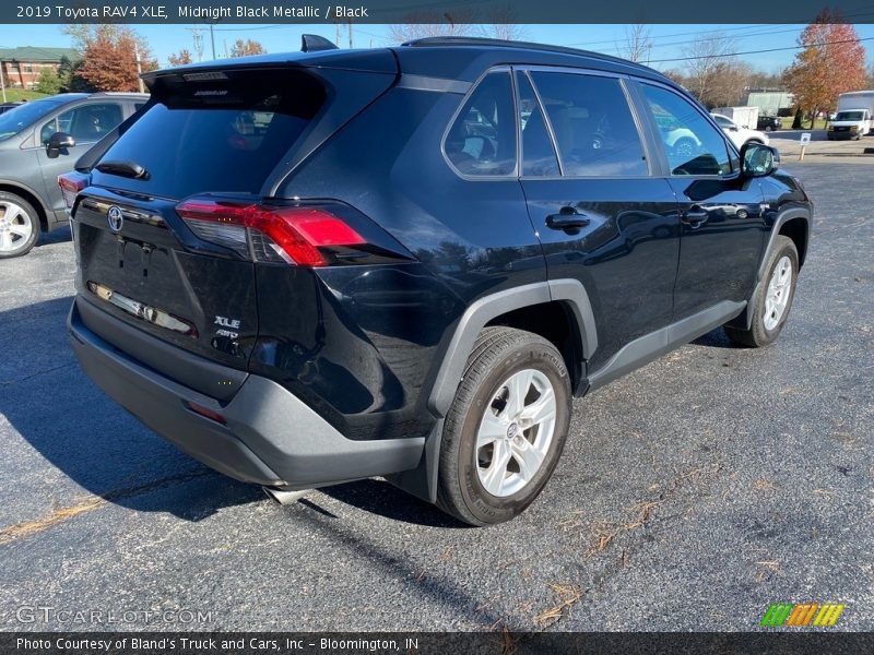 Midnight Black Metallic / Black 2019 Toyota RAV4 XLE