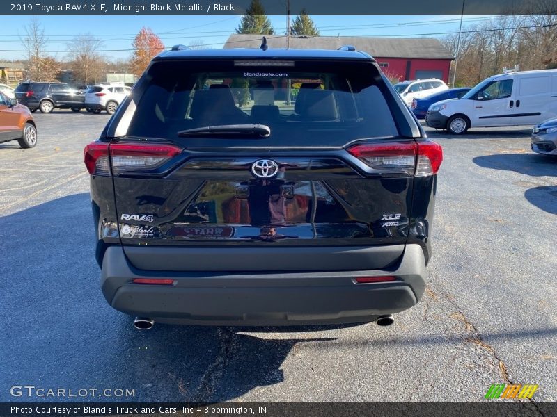 Midnight Black Metallic / Black 2019 Toyota RAV4 XLE