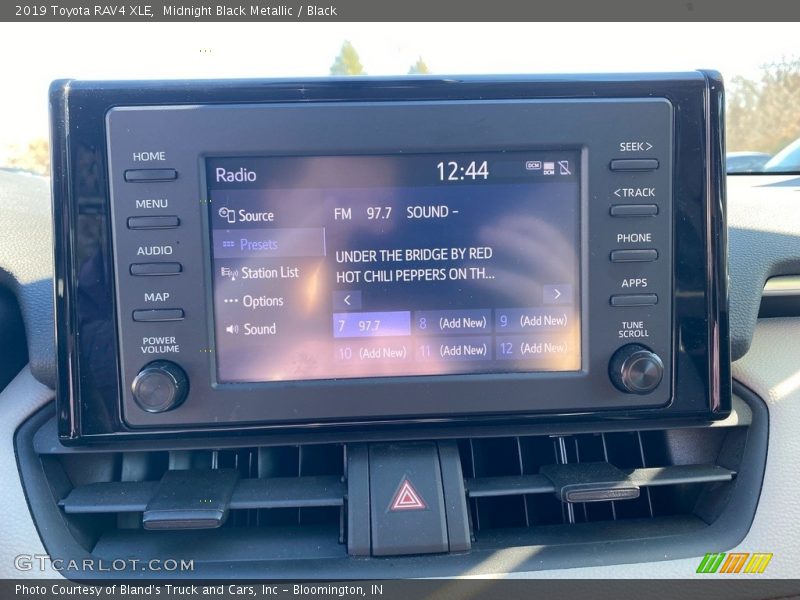 Midnight Black Metallic / Black 2019 Toyota RAV4 XLE