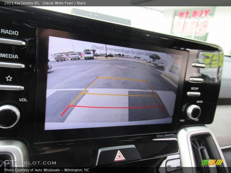 Glacial White Pearl / Black 2021 Kia Sorento EX