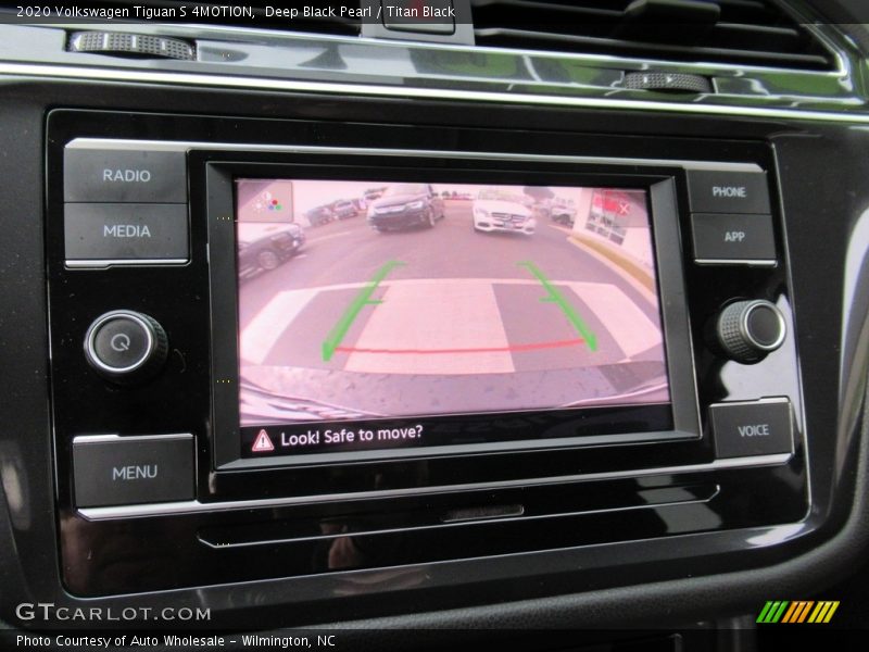 Deep Black Pearl / Titan Black 2020 Volkswagen Tiguan S 4MOTION