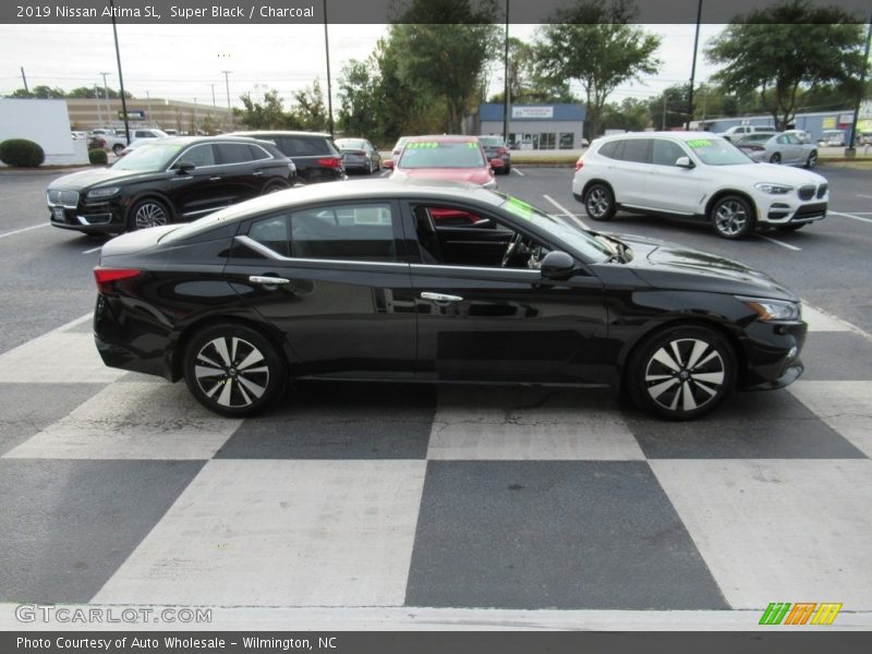 Super Black / Charcoal 2019 Nissan Altima SL