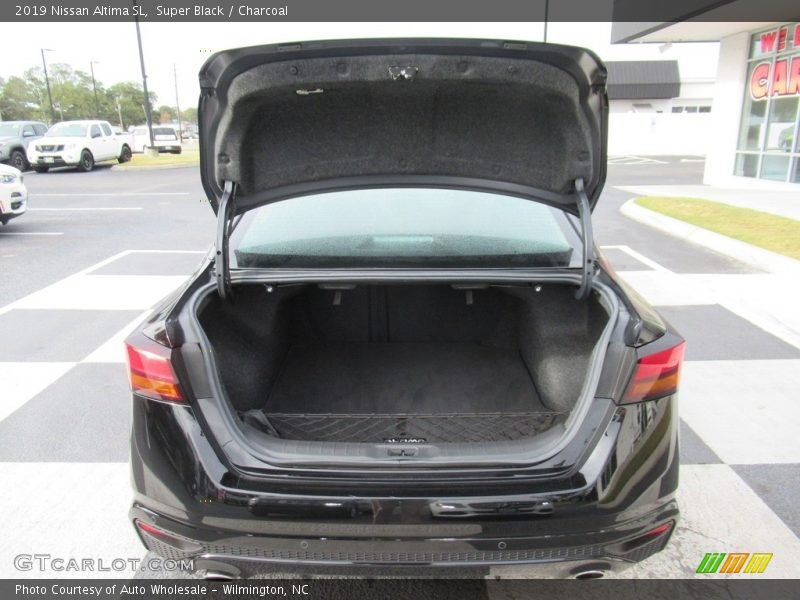 Super Black / Charcoal 2019 Nissan Altima SL