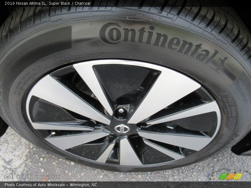 Super Black / Charcoal 2019 Nissan Altima SL