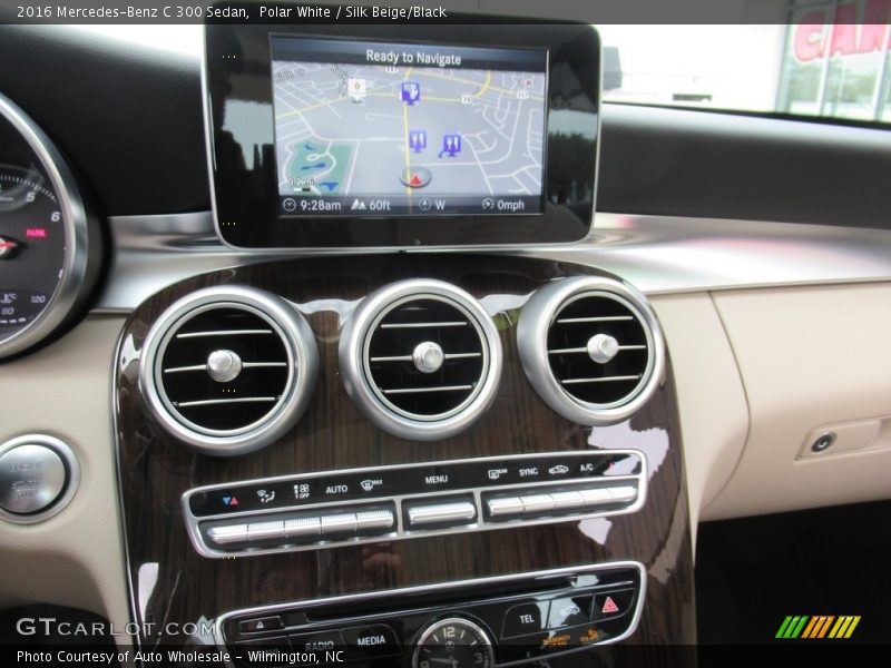 Polar White / Silk Beige/Black 2016 Mercedes-Benz C 300 Sedan