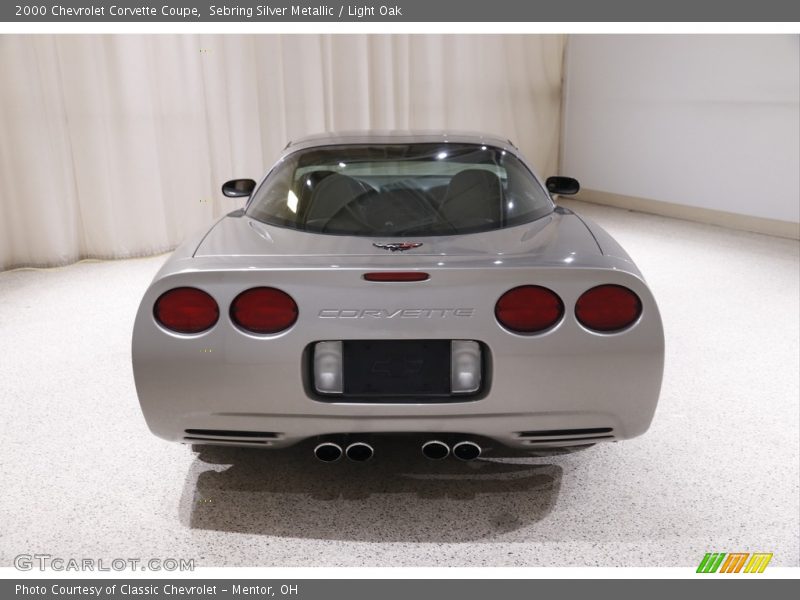 Sebring Silver Metallic / Light Oak 2000 Chevrolet Corvette Coupe