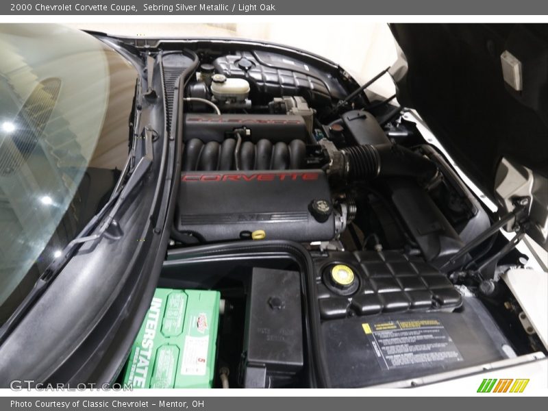 Sebring Silver Metallic / Light Oak 2000 Chevrolet Corvette Coupe