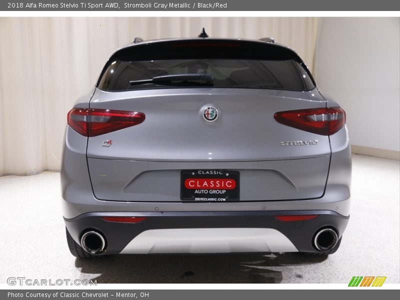 Stromboli Gray Metallic / Black/Red 2018 Alfa Romeo Stelvio Ti Sport AWD