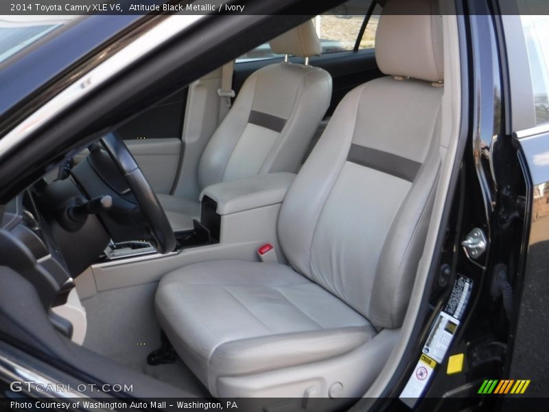 Attitude Black Metallic / Ivory 2014 Toyota Camry XLE V6
