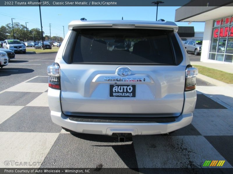 Classic Silver Metallic / Black/Graphite 2022 Toyota 4Runner SR5