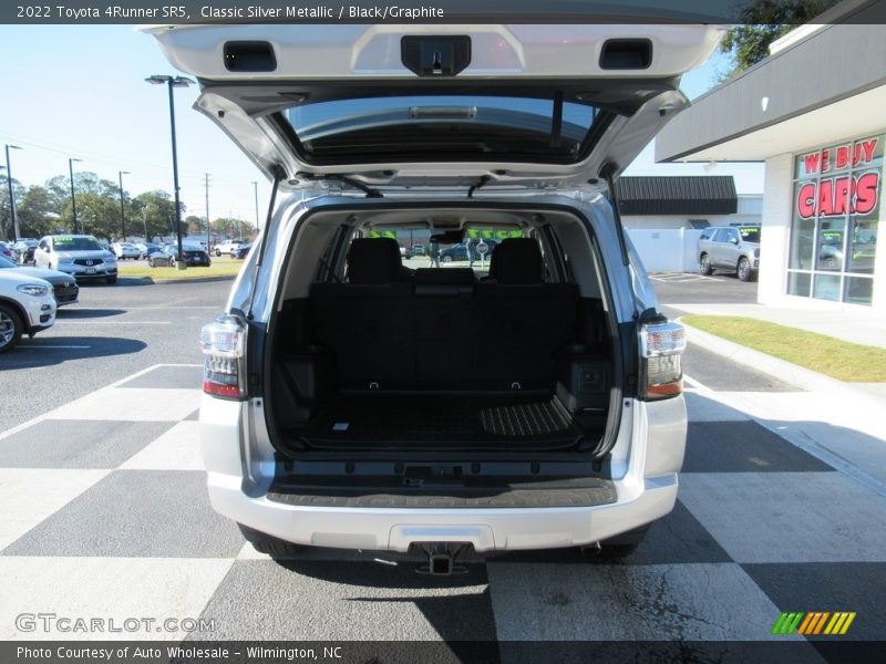 Classic Silver Metallic / Black/Graphite 2022 Toyota 4Runner SR5