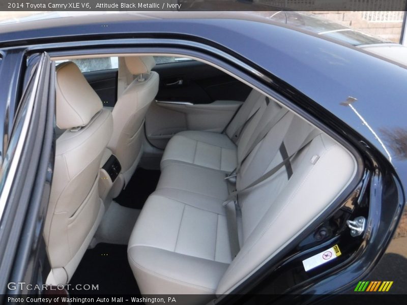 Attitude Black Metallic / Ivory 2014 Toyota Camry XLE V6