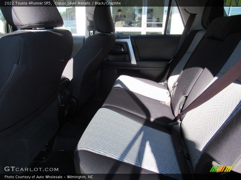 Classic Silver Metallic / Black/Graphite 2022 Toyota 4Runner SR5