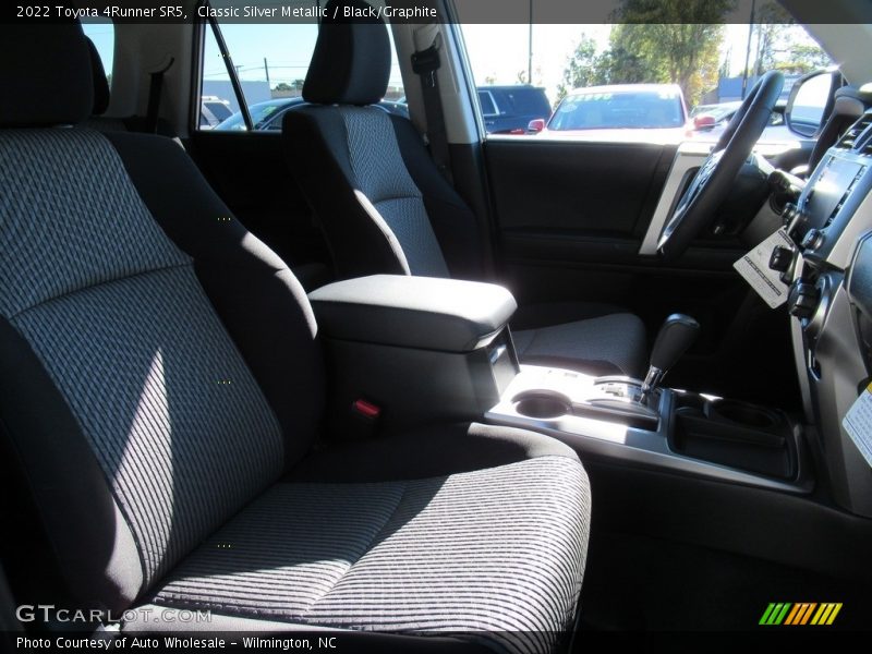 Classic Silver Metallic / Black/Graphite 2022 Toyota 4Runner SR5