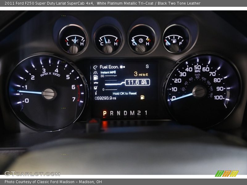 White Platinum Metallic Tri-Coat / Black Two Tone Leather 2011 Ford F250 Super Duty Lariat SuperCab 4x4