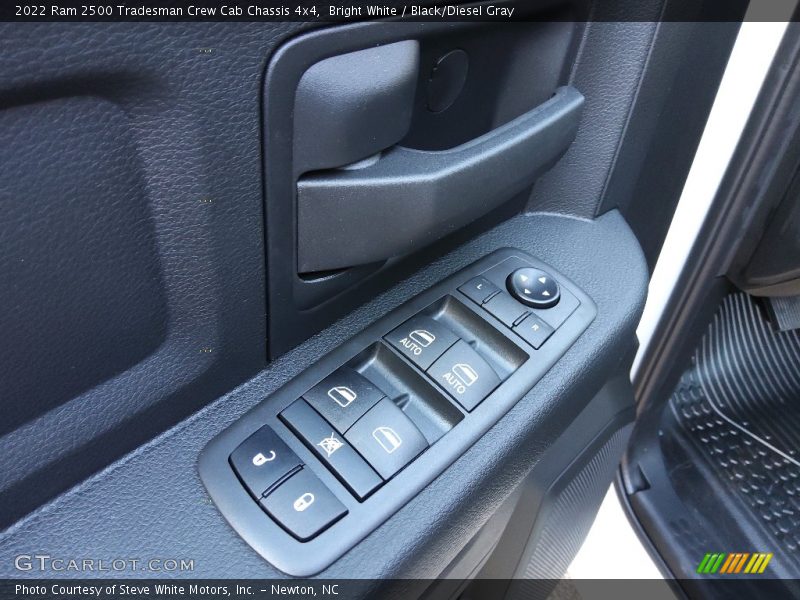 Bright White / Black/Diesel Gray 2022 Ram 2500 Tradesman Crew Cab Chassis 4x4
