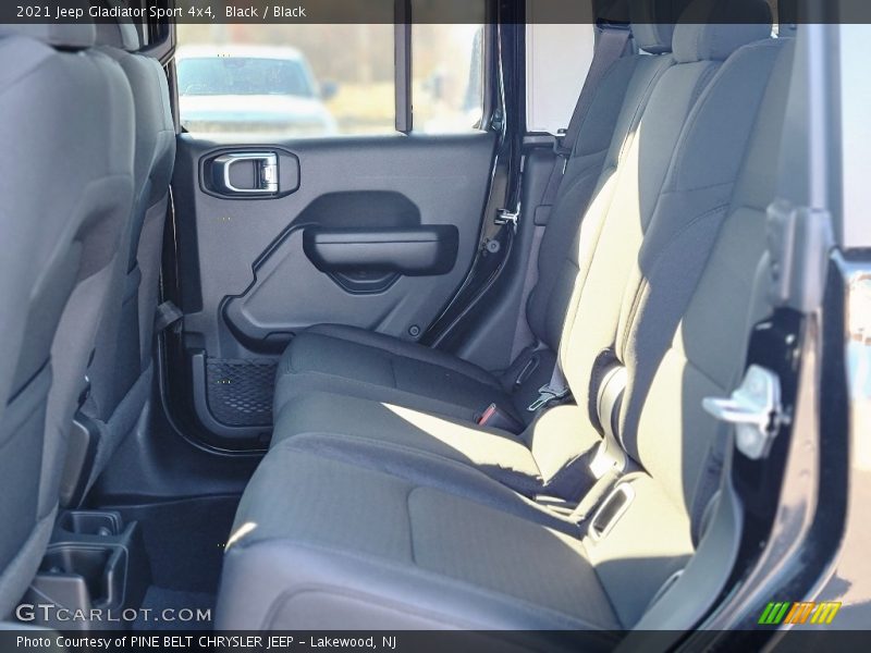 Black / Black 2021 Jeep Gladiator Sport 4x4