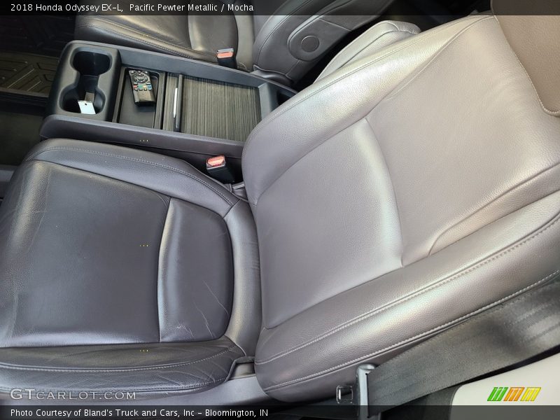 Pacific Pewter Metallic / Mocha 2018 Honda Odyssey EX-L