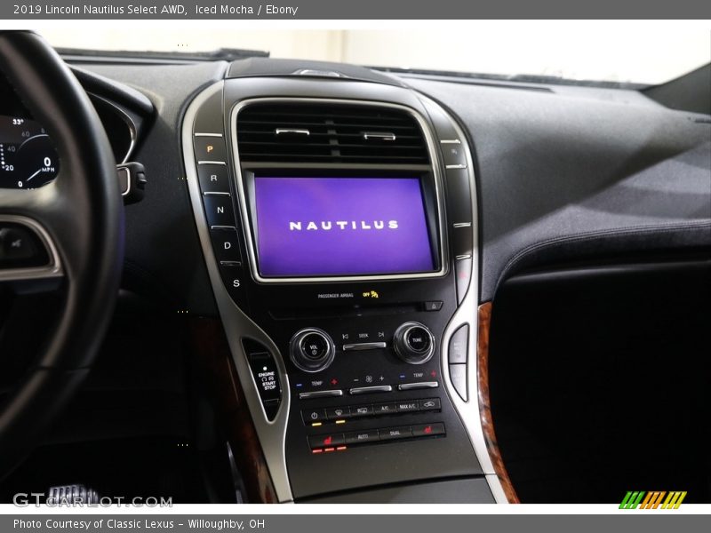 Iced Mocha / Ebony 2019 Lincoln Nautilus Select AWD