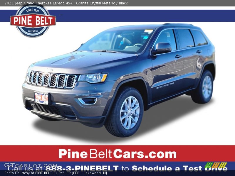 Granite Crystal Metallic / Black 2021 Jeep Grand Cherokee Laredo 4x4