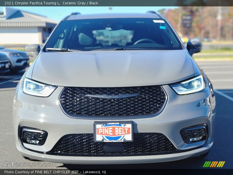 Ceramic Gray / Black 2021 Chrysler Pacifica Touring L