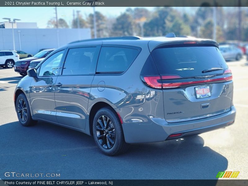 Ceramic Gray / Black 2021 Chrysler Pacifica Touring L