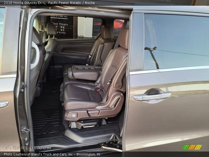 Pacific Pewter Metallic / Mocha 2018 Honda Odyssey EX-L