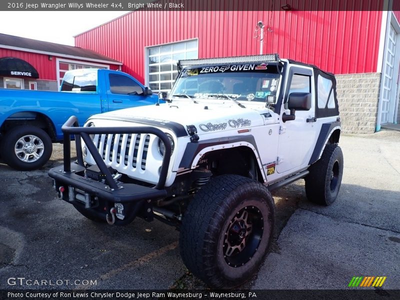 Bright White / Black 2016 Jeep Wrangler Willys Wheeler 4x4