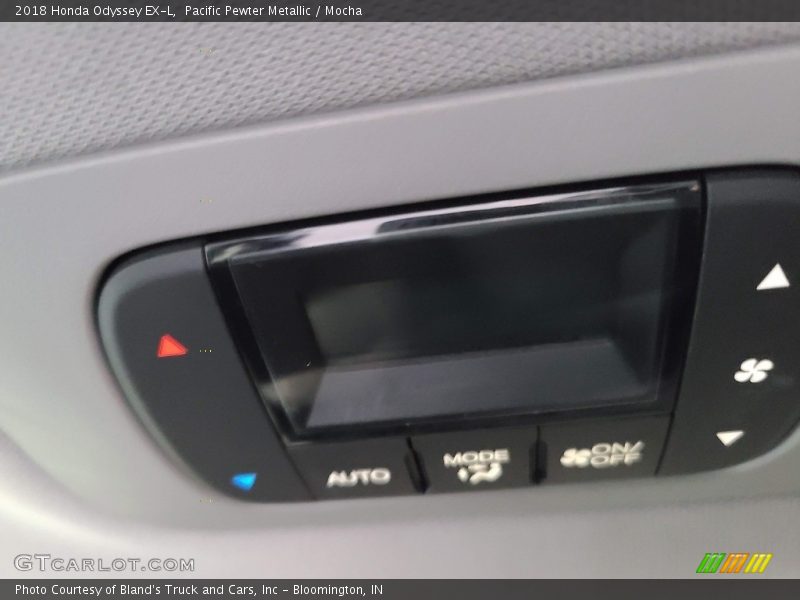 Pacific Pewter Metallic / Mocha 2018 Honda Odyssey EX-L