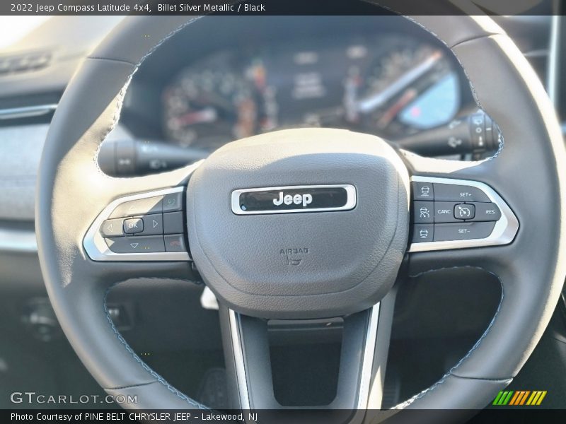  2022 Compass Latitude 4x4 Steering Wheel