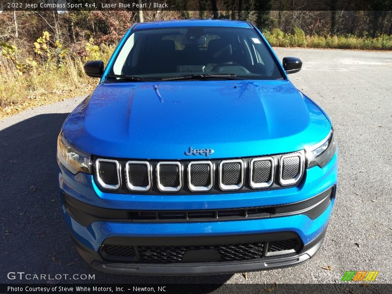 Laser Blue Pearl / Black 2022 Jeep Compass Sport 4x4