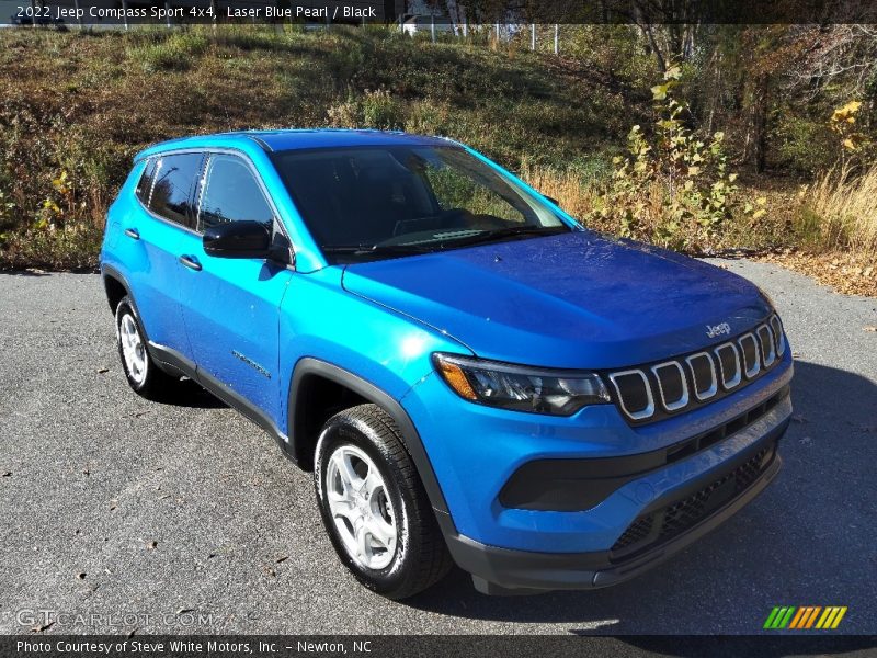 Front 3/4 View of 2022 Compass Sport 4x4