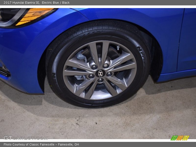 Electric Blue / Black 2017 Hyundai Elantra SE