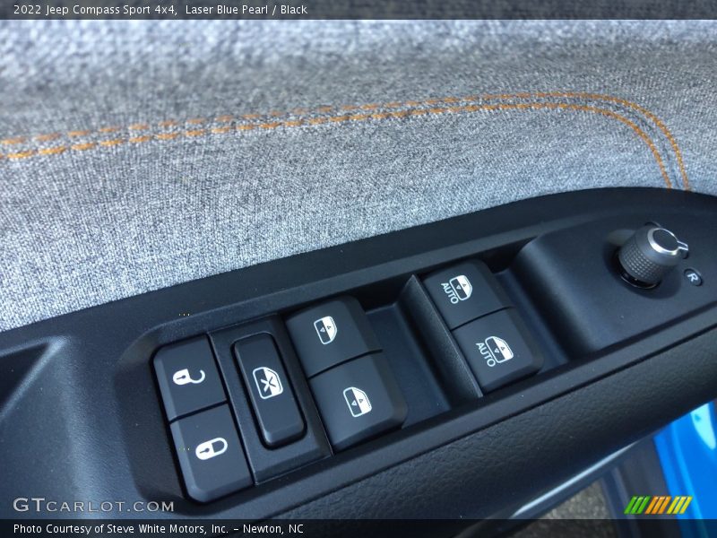 Laser Blue Pearl / Black 2022 Jeep Compass Sport 4x4