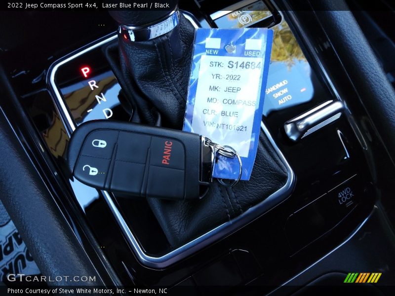 Laser Blue Pearl / Black 2022 Jeep Compass Sport 4x4