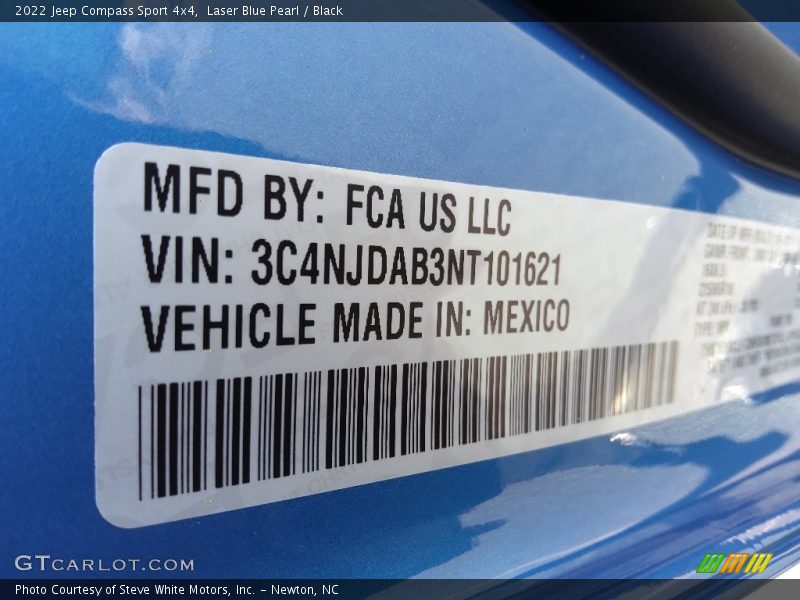 Laser Blue Pearl / Black 2022 Jeep Compass Sport 4x4