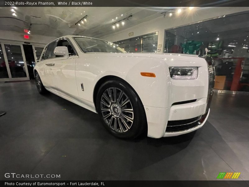 White / Black/White 2022 Rolls-Royce Phantom