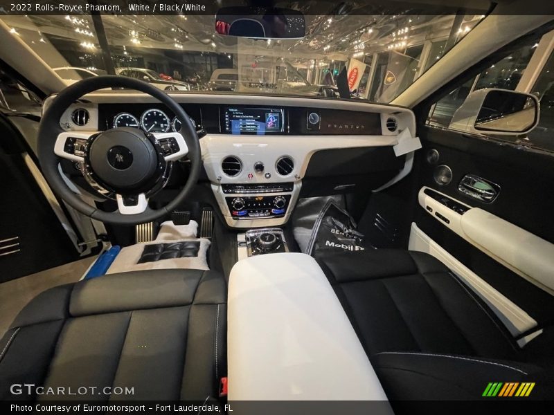 Dashboard of 2022 Phantom 