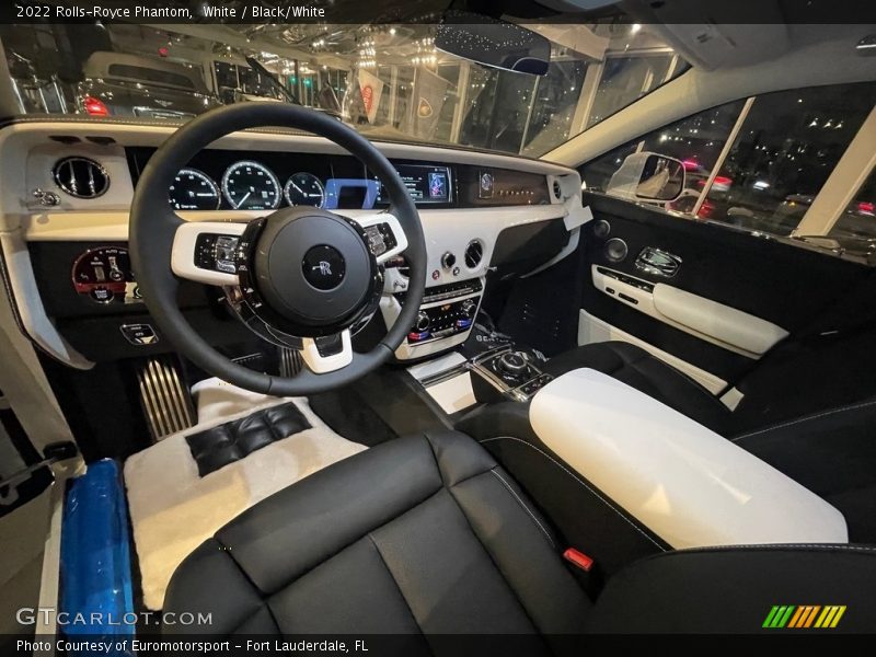  2022 Phantom  Black/White Interior