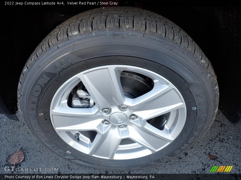 Velvet Red Pearl / Steel Gray 2022 Jeep Compass Latitude 4x4