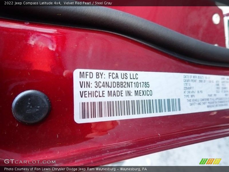 Velvet Red Pearl / Steel Gray 2022 Jeep Compass Latitude 4x4