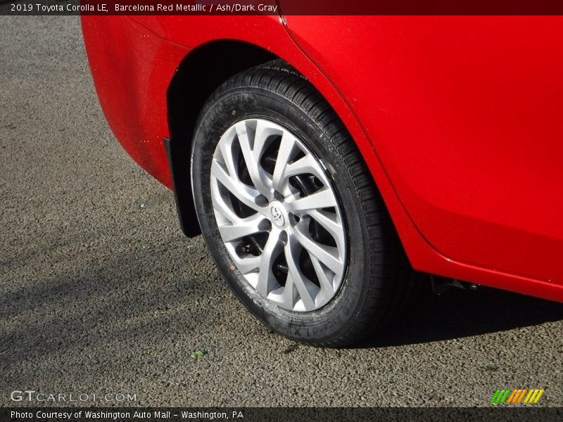 Barcelona Red Metallic / Ash/Dark Gray 2019 Toyota Corolla LE