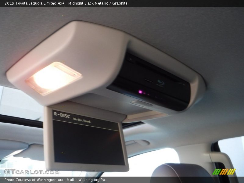 Midnight Black Metallic / Graphite 2019 Toyota Sequoia Limited 4x4