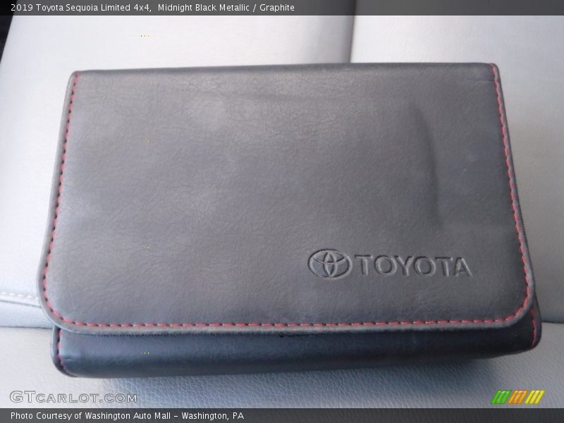 Midnight Black Metallic / Graphite 2019 Toyota Sequoia Limited 4x4